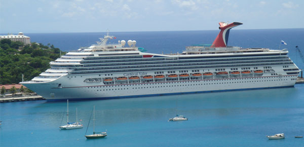 cruise ship in St. Martin